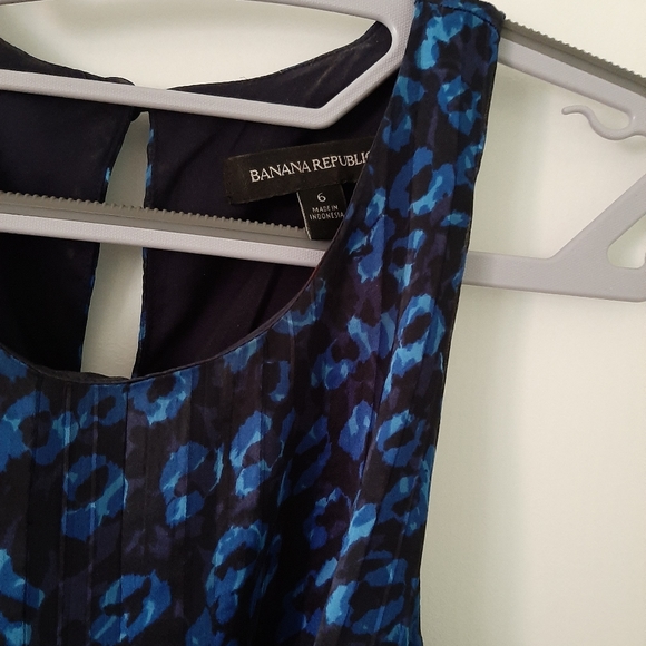 Banana Republic Blue Floral Dress - Picture 4 of 5